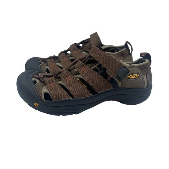 KEEN Newport H2 Sandals Waterproof Leather Brown Outdoor Hiking Kids Youth 1 - Picture 1 of 6